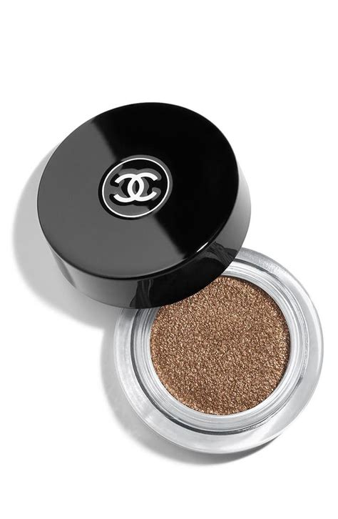 chanel illusion d'ombre eyeshadow.